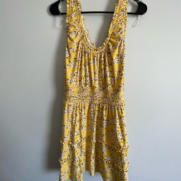 No Boundaries Dresses & Skirts - Yellow flower sun dress with ruffles. JR size Xl (15-17) only wore 1 time